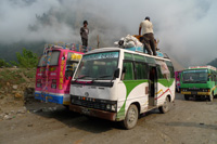 bus from marpha